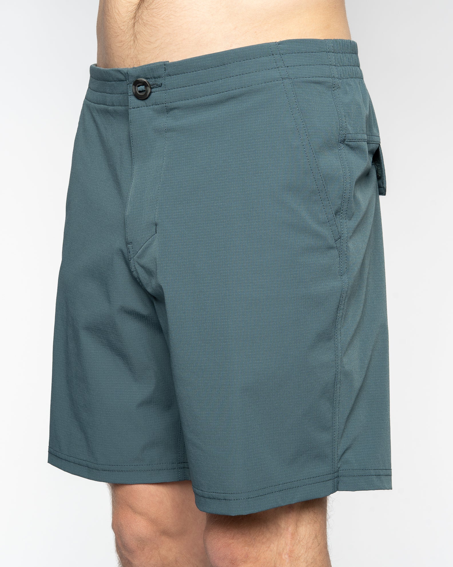 17" Offshore Boardshorts - Pacific - Image 4
