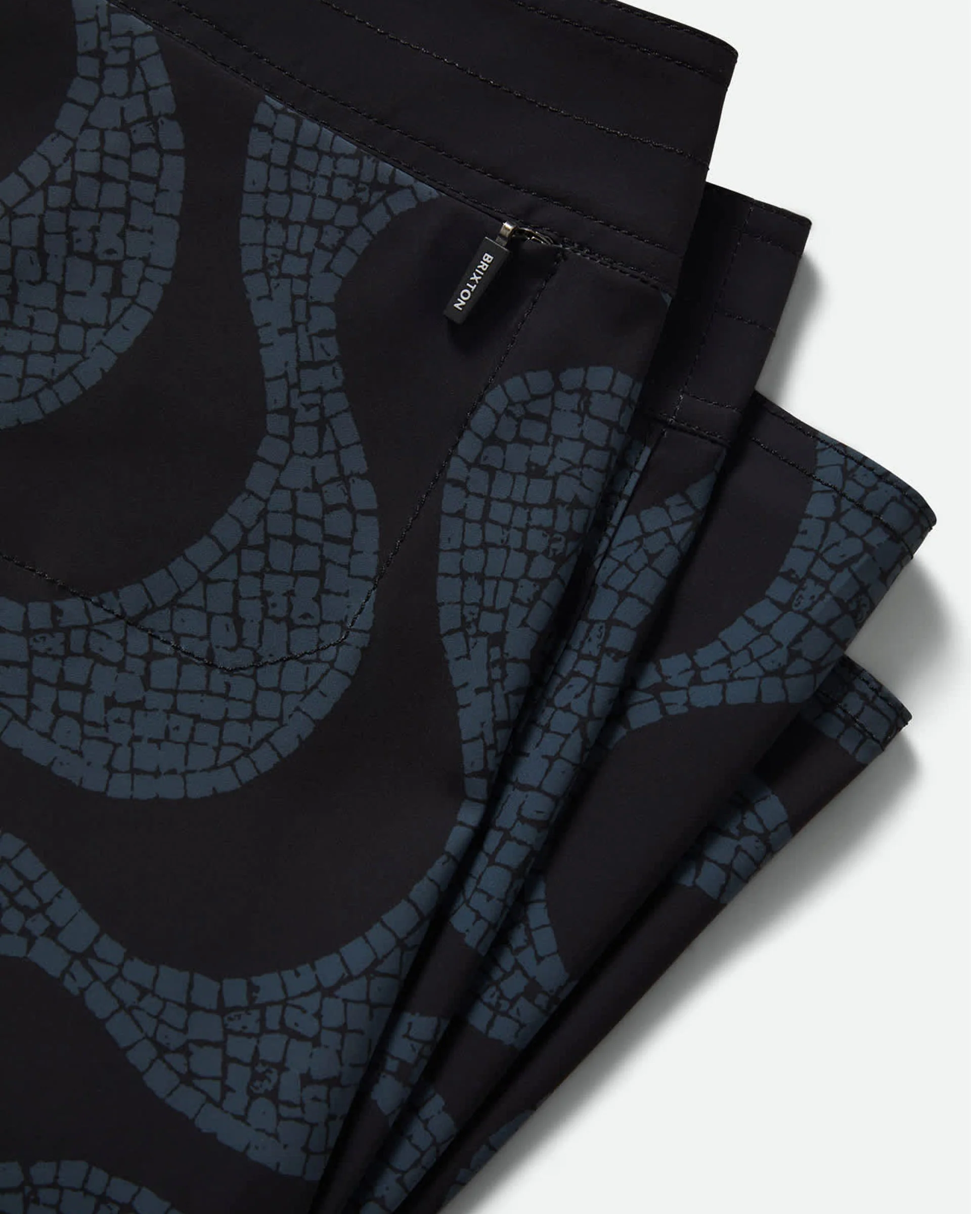 Blitz 19" Boardshort - Black/Future Grey Warped Tile - Image 8