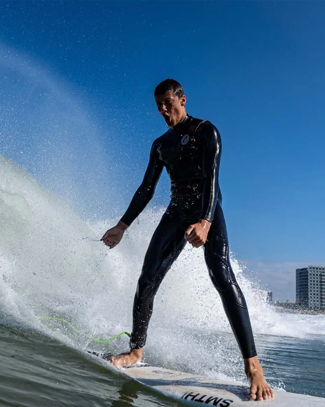 Evade 3.2 Chest Zip Wetsuit - Image 4
