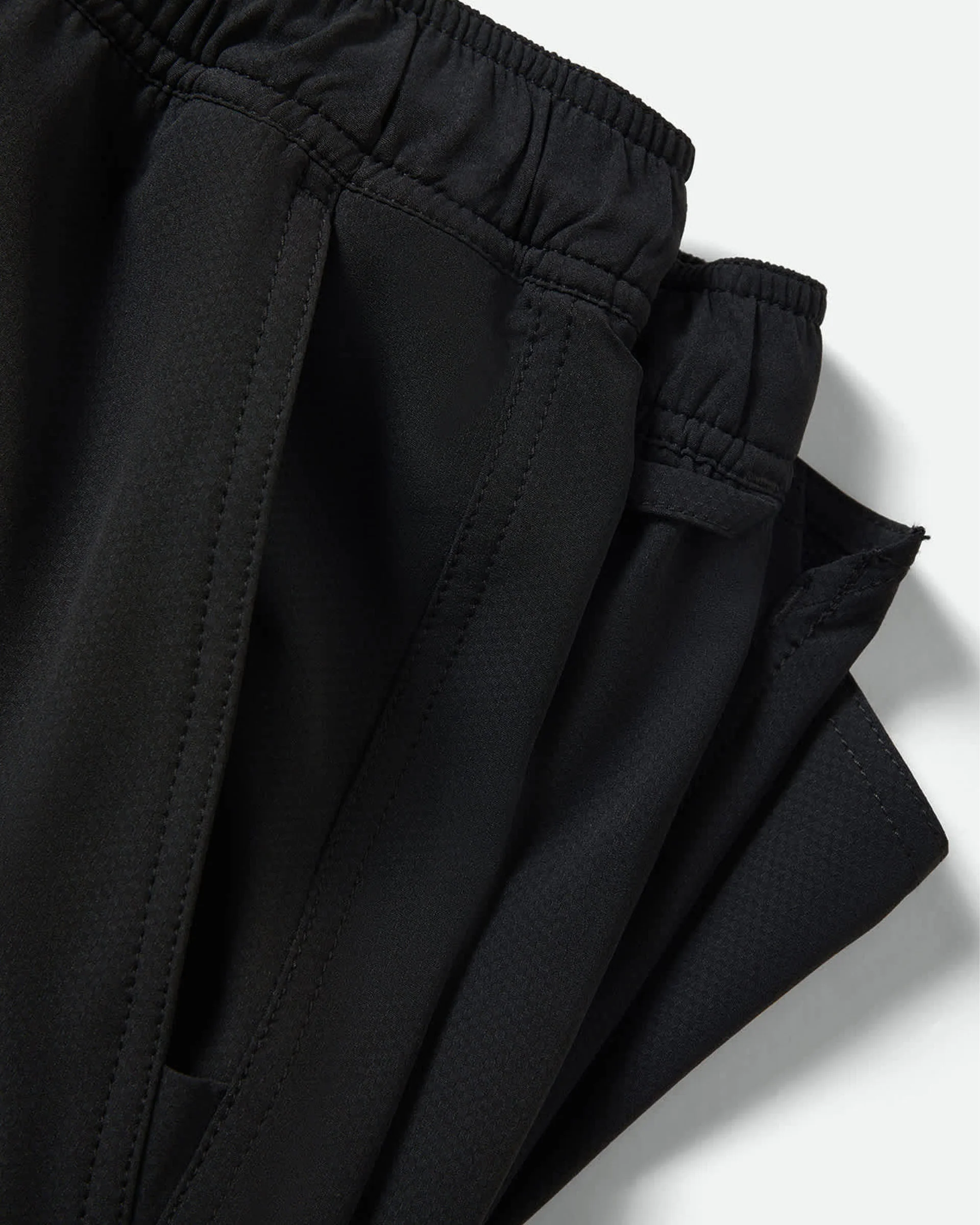 Journey Active Short - Black - Image 11